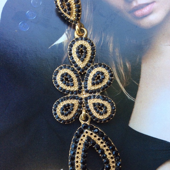 Black gold rhinestone fancy dangle post earrings - Picture 3 of 4